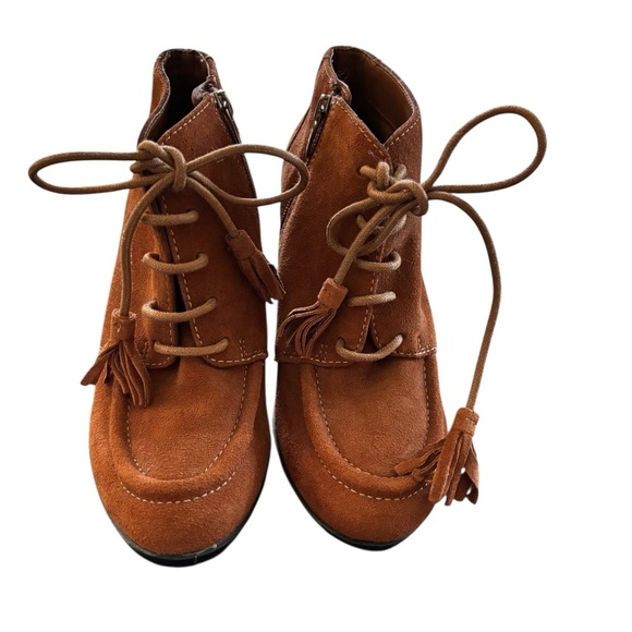Anne Klein Tutorial Suede Ankle 4” Heel Bootie Sz 7M Side Zip Tassel Ties Cognac - Picture 4 of 7